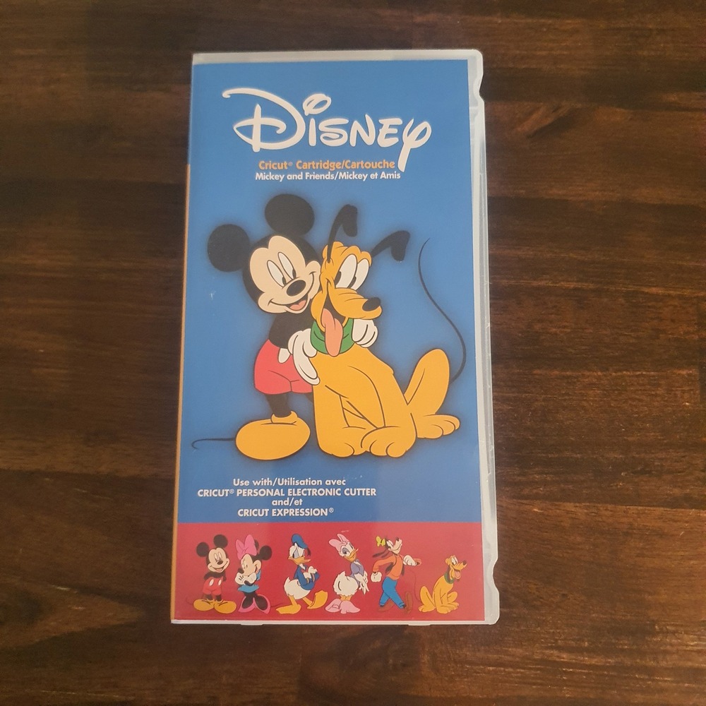 Disney Mickey Friends Cricut Cartridge with Overlay Manual 290382 Scrapbooking